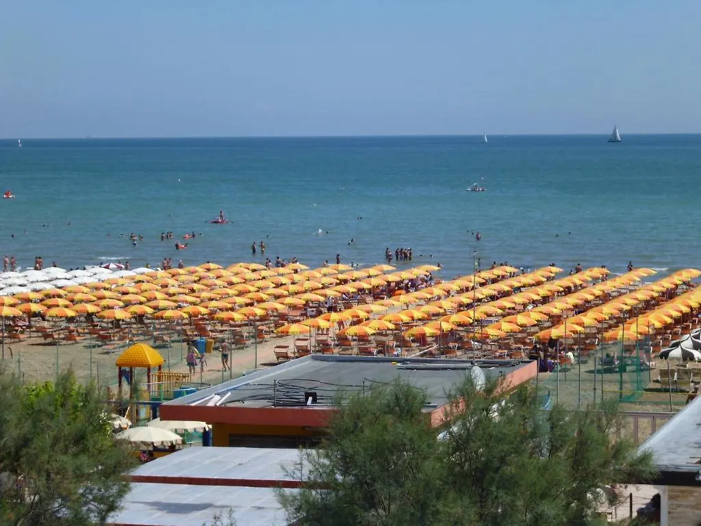 تّشيرفييا Residence Summer Dream 3*,